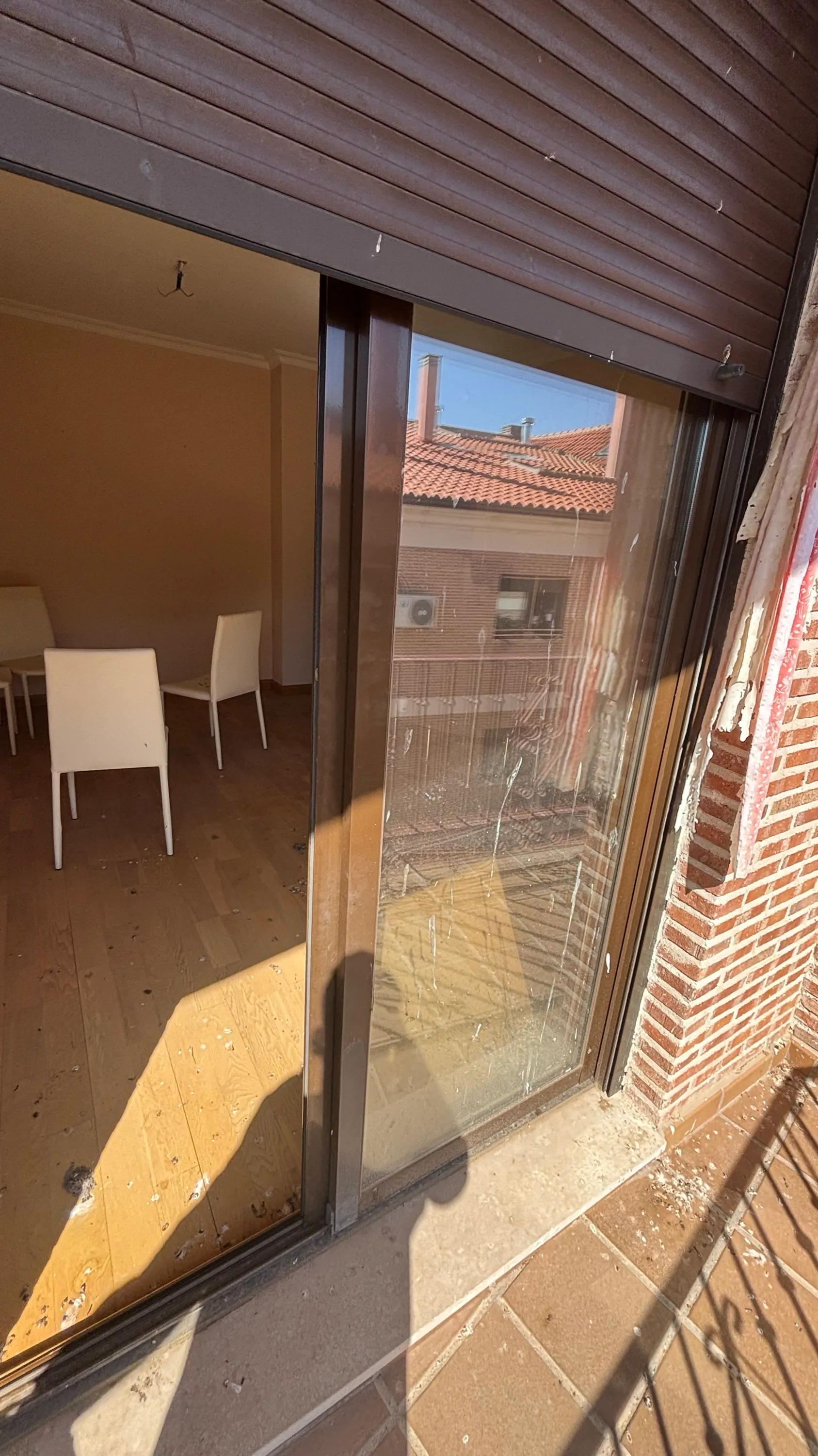 Estado inicial del inmueble — Terraza (primera entrada)